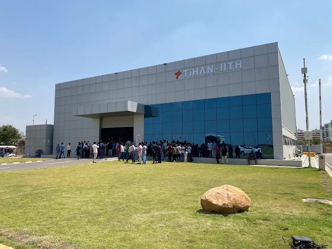 The TiHAN testbed for autonomous navigation systems