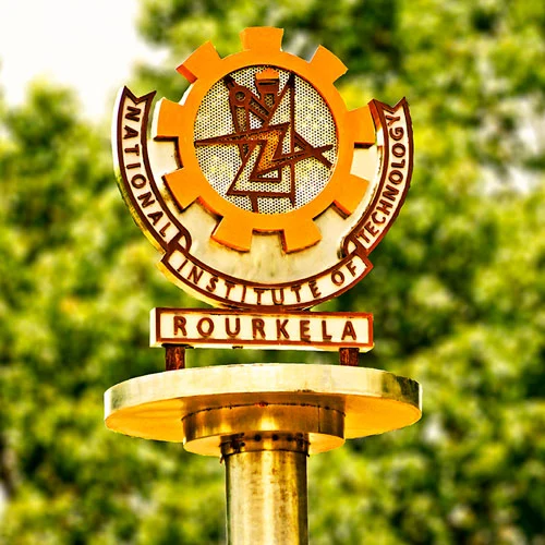 The NIT Rourkela emblem monument on campus