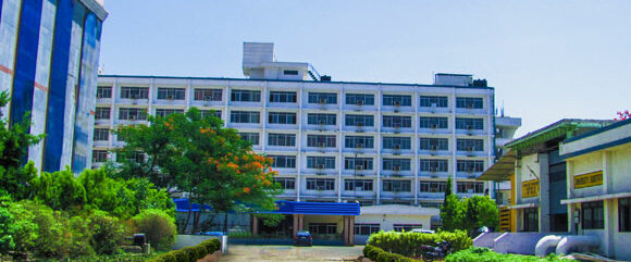 An academic block on the SRMIST Kattankulathur campus